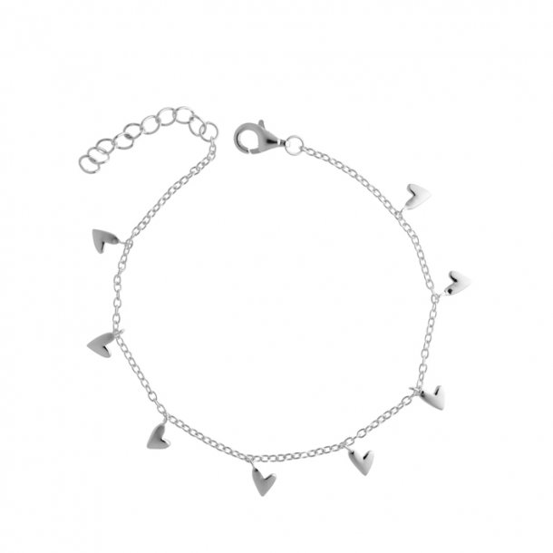 Heart charm bracelet 