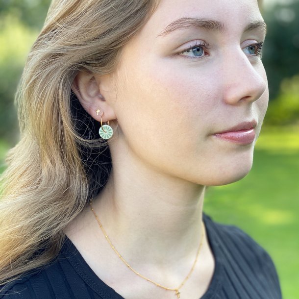 Porcelain earring, green 