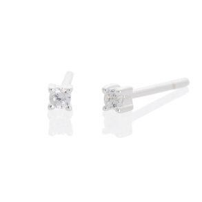 Crystal ear studs