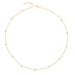 Bella Ella pearl necklace 